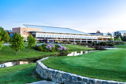 Gungahlin Lakes Golf Club - Renee 0