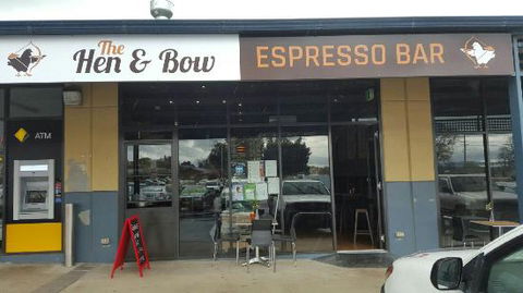 Hen And Bow Espresso Bar - Internet Find 0