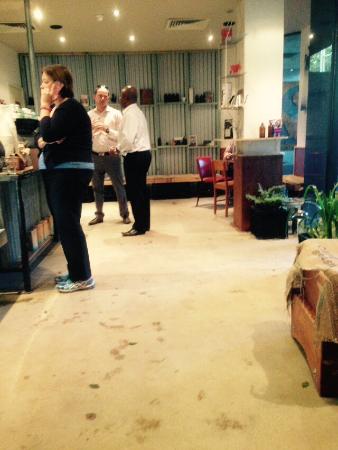 S Super Fine Cafe - Petrol Stations 0