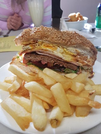 Beehive Hotel Motel Cafe - Qld Realsetate 0