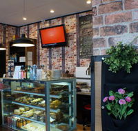 Cafe Okrich - Internet Find