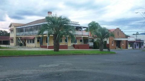 Coach House Inn - Renee 0