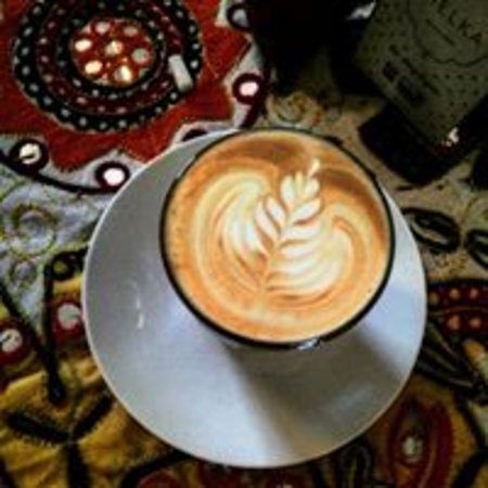 Mad Art Cafe - Renee 0