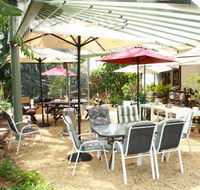 Mad Hatters Tea Garden - Renee