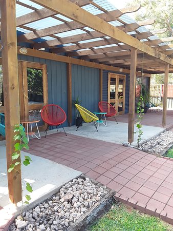 Old Wharf Cafe Pooncarie - Swimm 0