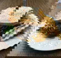 Tattersalls Club Hotel - Renee