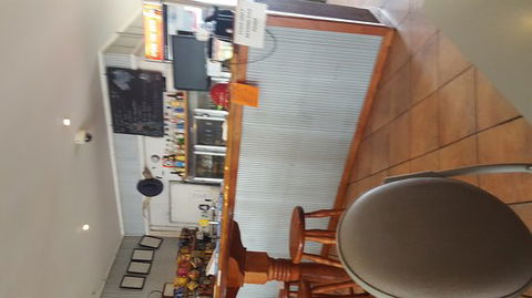 The Willows Cafe Restaurant - Renee 0