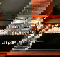 La Veen Coffee and Kitchen - Renee