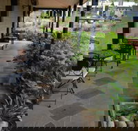 Meze Me Grove - Swimm