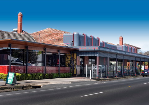 The Red Lion - Internet Find 1