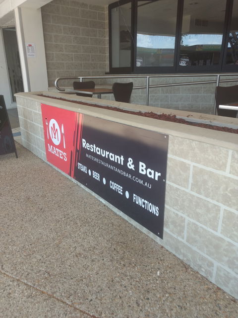 Mate's Restaurant & Bar - Petrol Stations 0
