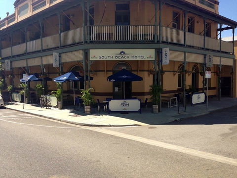 South Beach Hotel - Renee 0