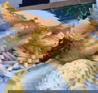 Hotel Ravesi's - Qld Realsetate