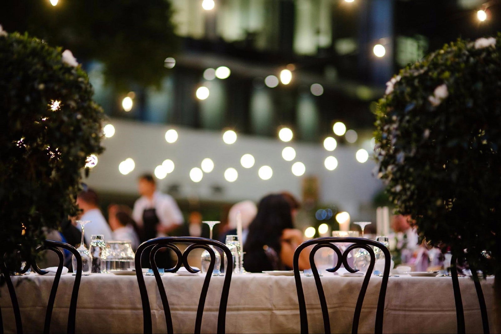 Food Delivery Millendon WA Swimm