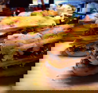 Moo Moo's - Qld Realsetate