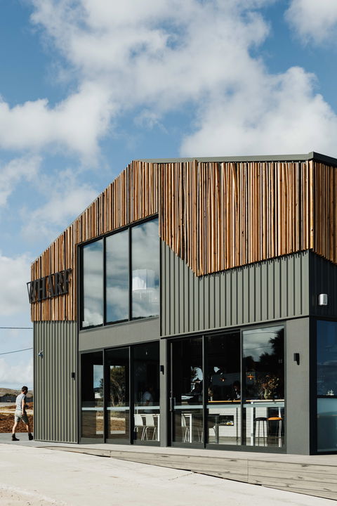 The Flinders Wharf - Swimm 1