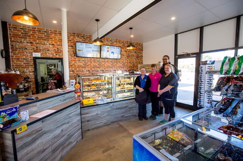 South West Cafe Grenfell - Qld Realsetate 0