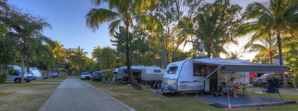 Tourist Attractions Services Airlie Beach QLD Internet Find