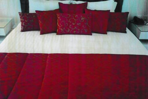 Silver Star Curtains - Qld Realsetate 1