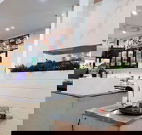 Crema Espresso  - Jindalee - Internet Find