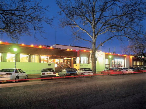 Narrandera Ex-Servicemen's Club - Internet Find 0