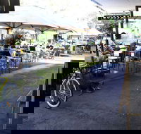 Woolpack Hotel  Lounge - Renee