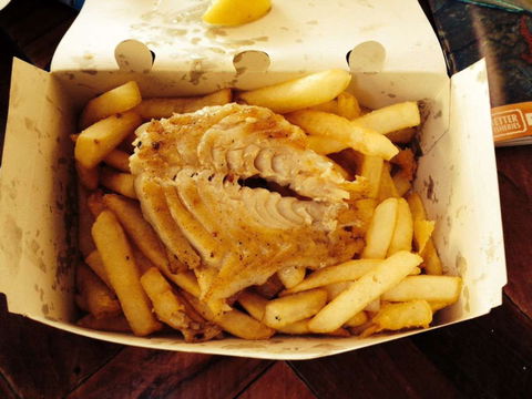 Fin's Cafe - Swimm 0