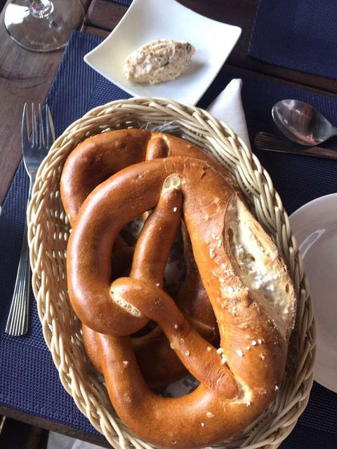King Ludwig's Restaurant - Internet Find 0