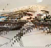 Le Bouchon French Cuisine - Renee