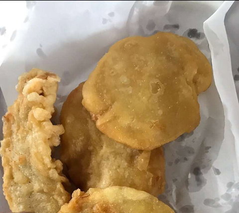 Captain Roxburg Fish & Chips - Renee 0