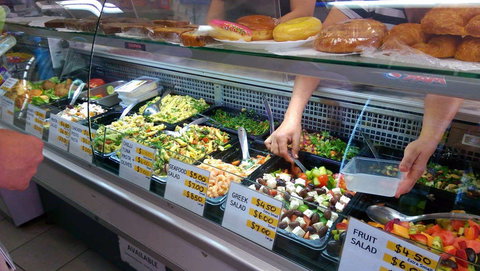 Chippendale Scoop - Renee 0