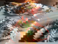 Stanley's on the Bay