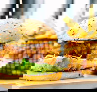 Vince  Me - Internet Find