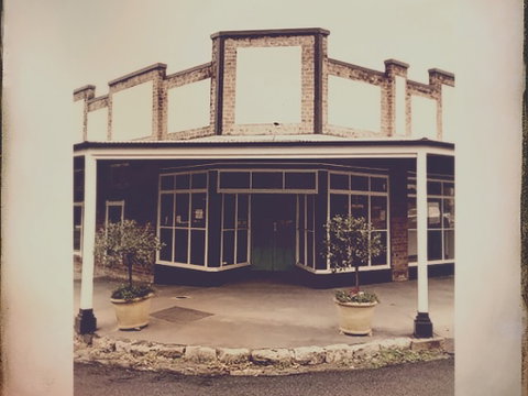 Antica Australis - Petrol Stations 0
