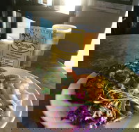 Captain Cook Hotel - Botany - Qld Realsetate