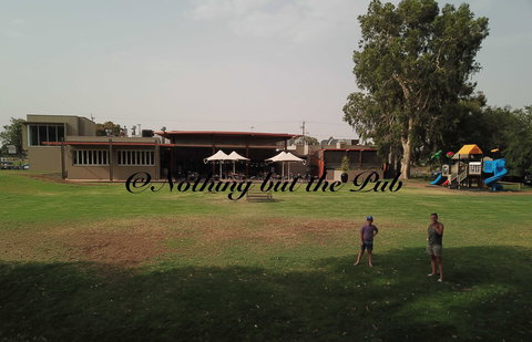 Gol Gol Hotel - Renee 1