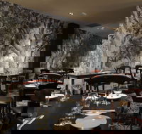 Mansfield Park Hotel - Swimm