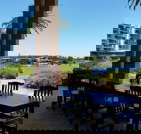 Signatures Restaurant and Bar - Petrol Stations