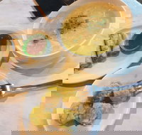 Chardons Corner Hotel - Internet Find