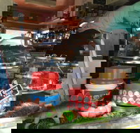 Cool Breeze Cafe - Swimm