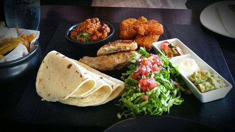 Dux Restaurant - Renee 0