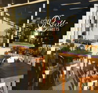 La Belle Patisserie - Renee
