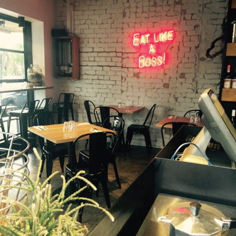 Boss Pizzeria - Renee 0