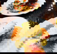 Cool Katz Cafe - Swimm