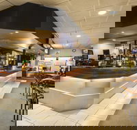 Greenacre Hotel - Petrol Stations