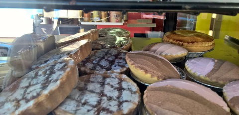 Ray's Gourmet Bakery - Qld Realsetate 0