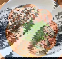 Emeralds Restaurant - Internet Find