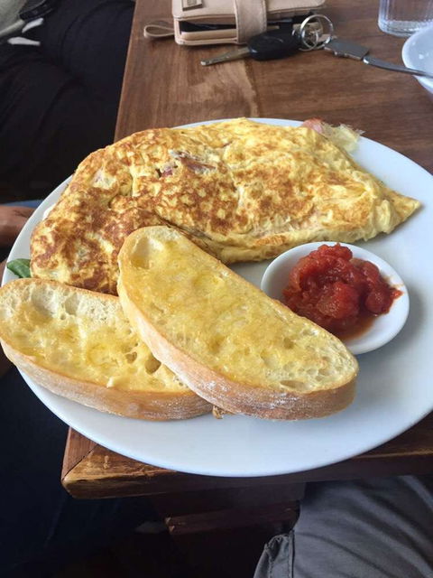 Vancouver Cafè & Store - Renee 0