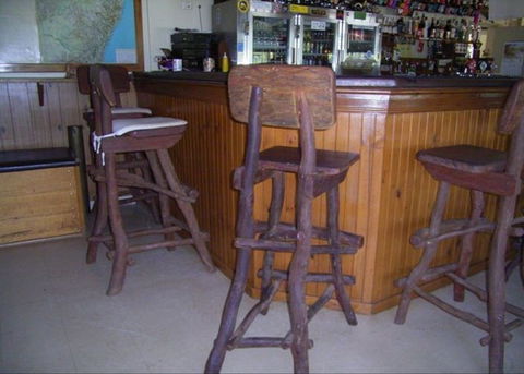 Black Stump Hotel Merriwagga - Renee 0