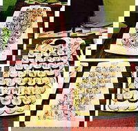 HoWe Roll Cafe - Renee